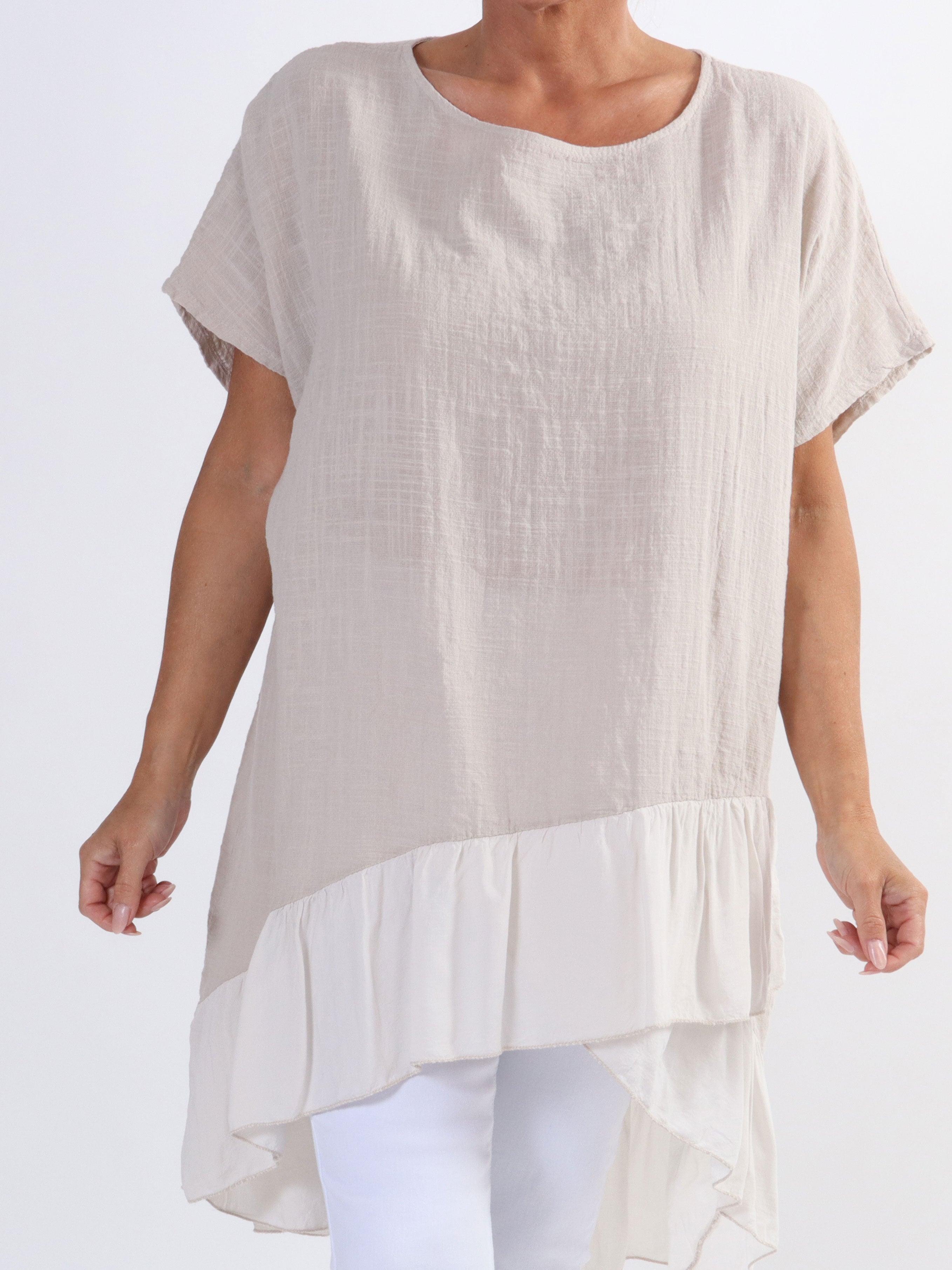 Elba - Plus size tunika i forskudt længde med flæser